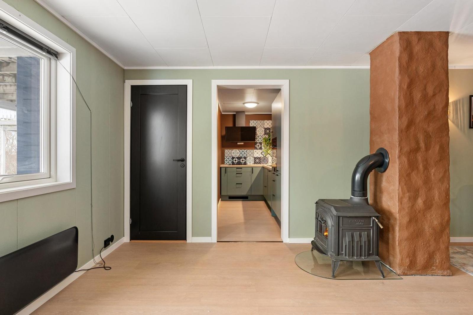 Central And Newly Renovated Apartment For Rent ทรอมโซ ภายนอก รูปภาพ