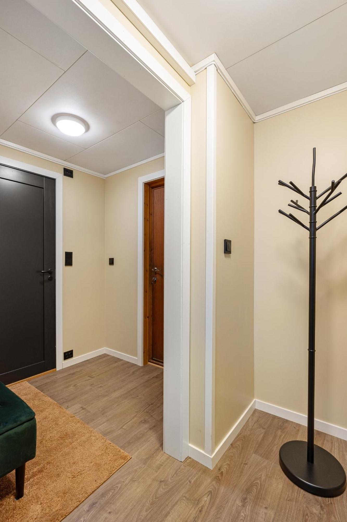 Central And Newly Renovated Apartment For Rent ทรอมโซ ภายนอก รูปภาพ